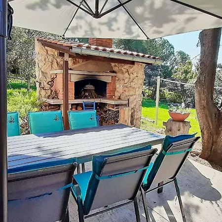 Semesterbostad Family Friendly House With A Parking Space - Diklo, - 22477 Zadar