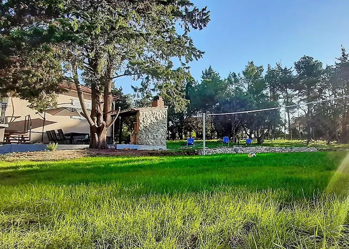 Vakantiehuis Family Friendly House With A Parking Space - Diklo, - 22477 Zadar